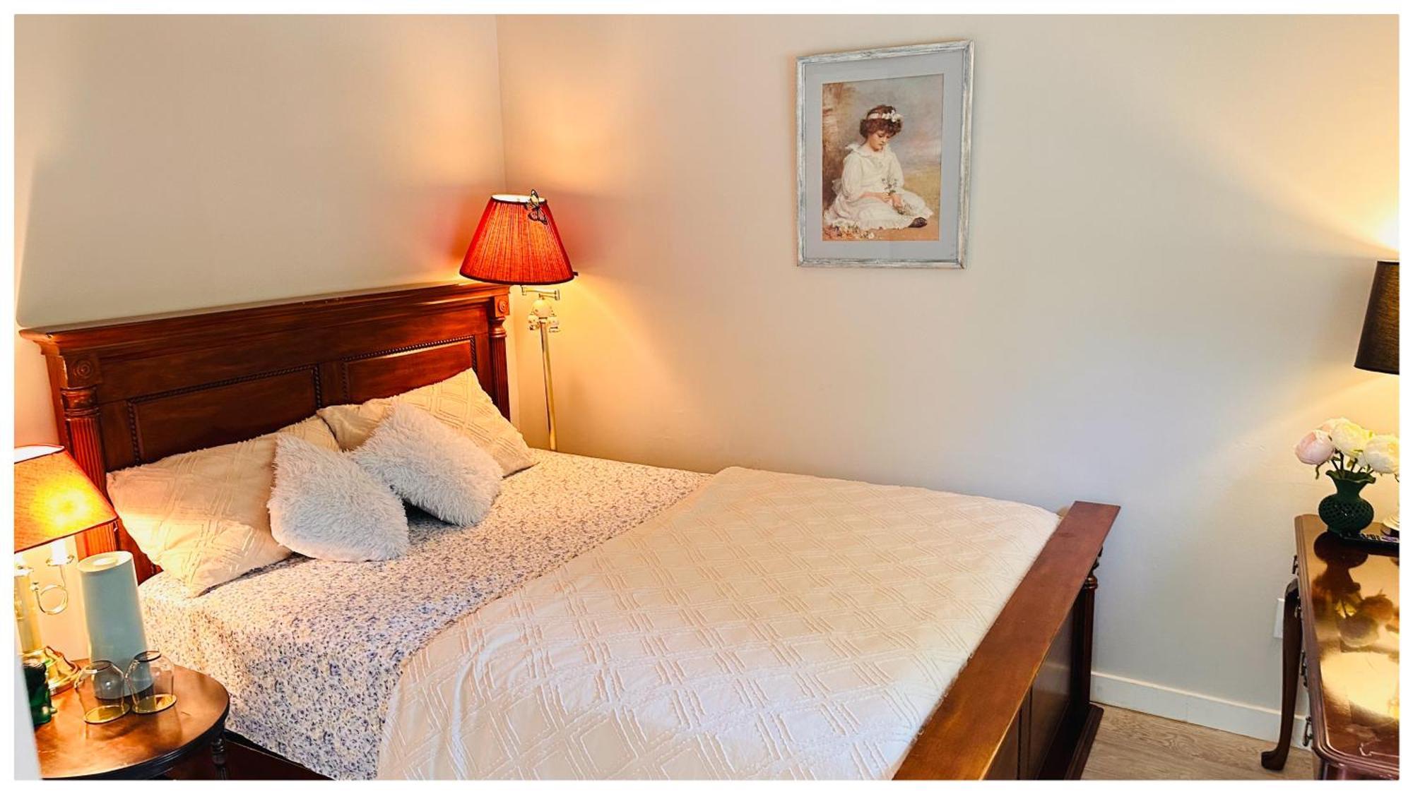 The Stays - Private Cozy 1 Bhr Apt On Main Floor Торонто Екстер'єр фото