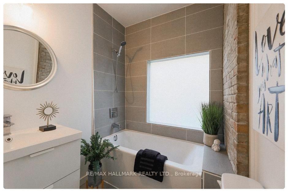 The Stays - Private Cozy 1 Bhr Apt On Main Floor Торонто Екстер'єр фото